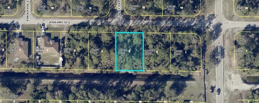 750 Ashland ST E LEHIGH ACRES, FL 33974
