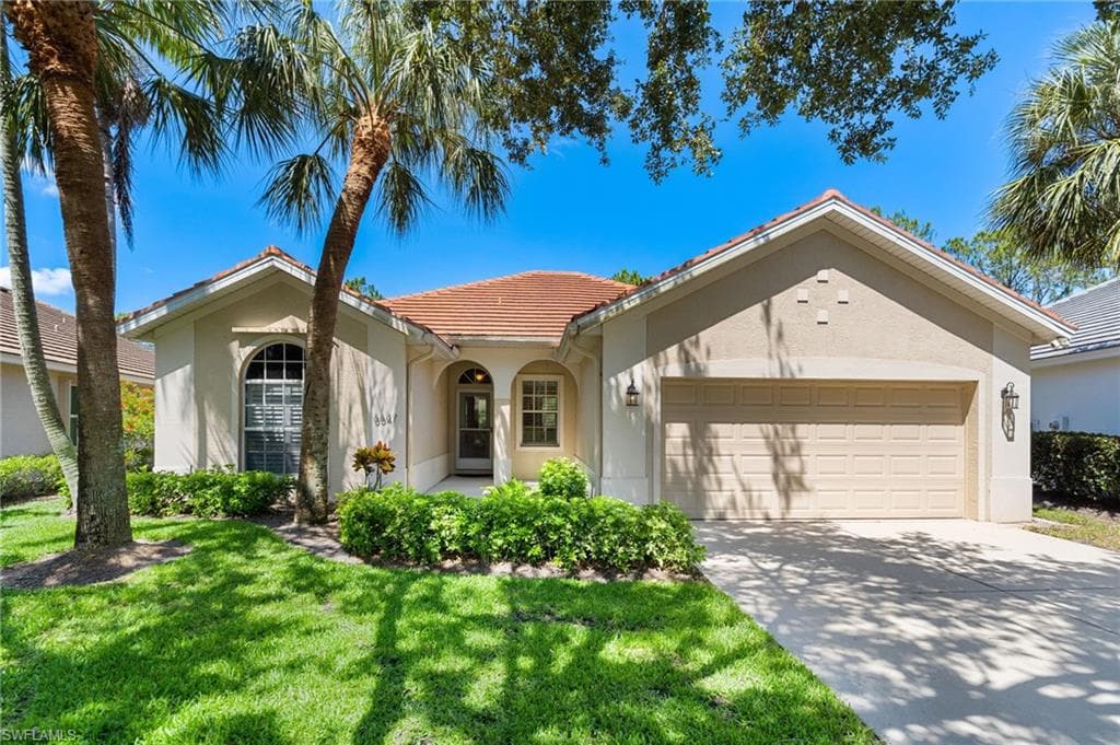 6647 Mangrove WAY NAPLES, FL 34109