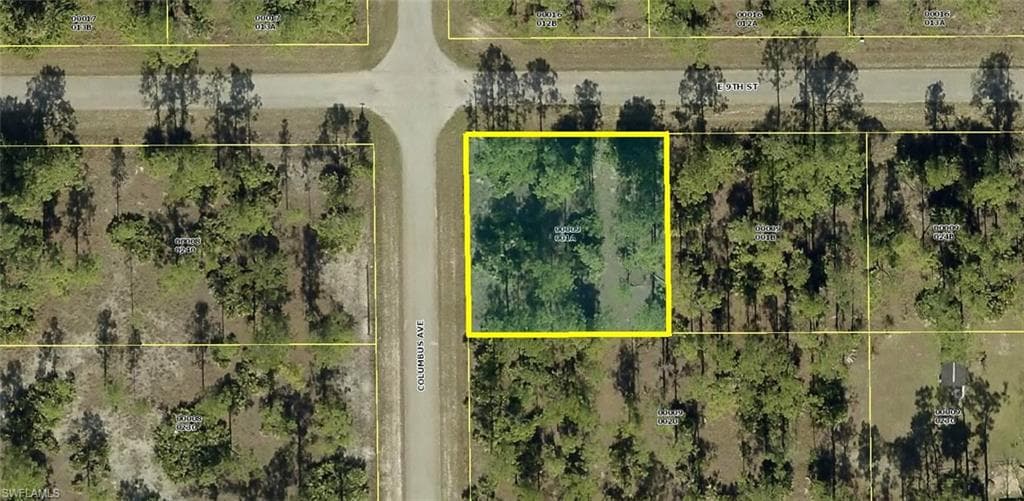 3100 9th ST LEHIGH ACRES, FL 33972