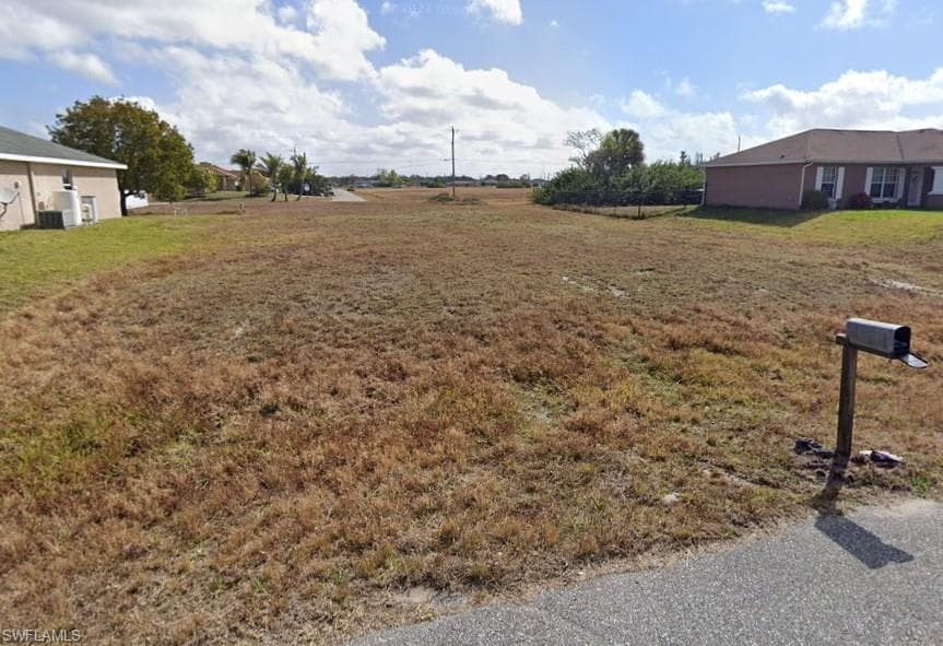 113 NW 18th AVE CAPE CORAL, FL 33993