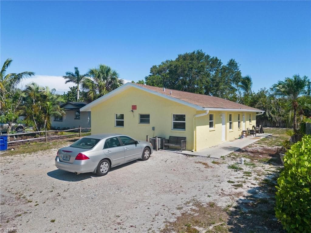 4337-4339 Mariner RD BONITA SPRINGS, FL 34134