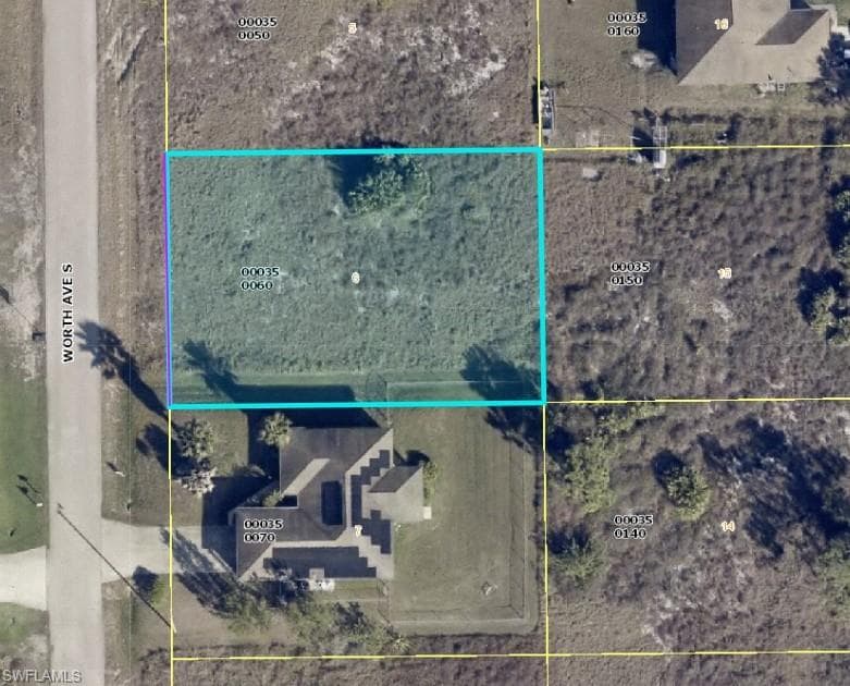 737 Worth AVE LEHIGH ACRES, FL 33974