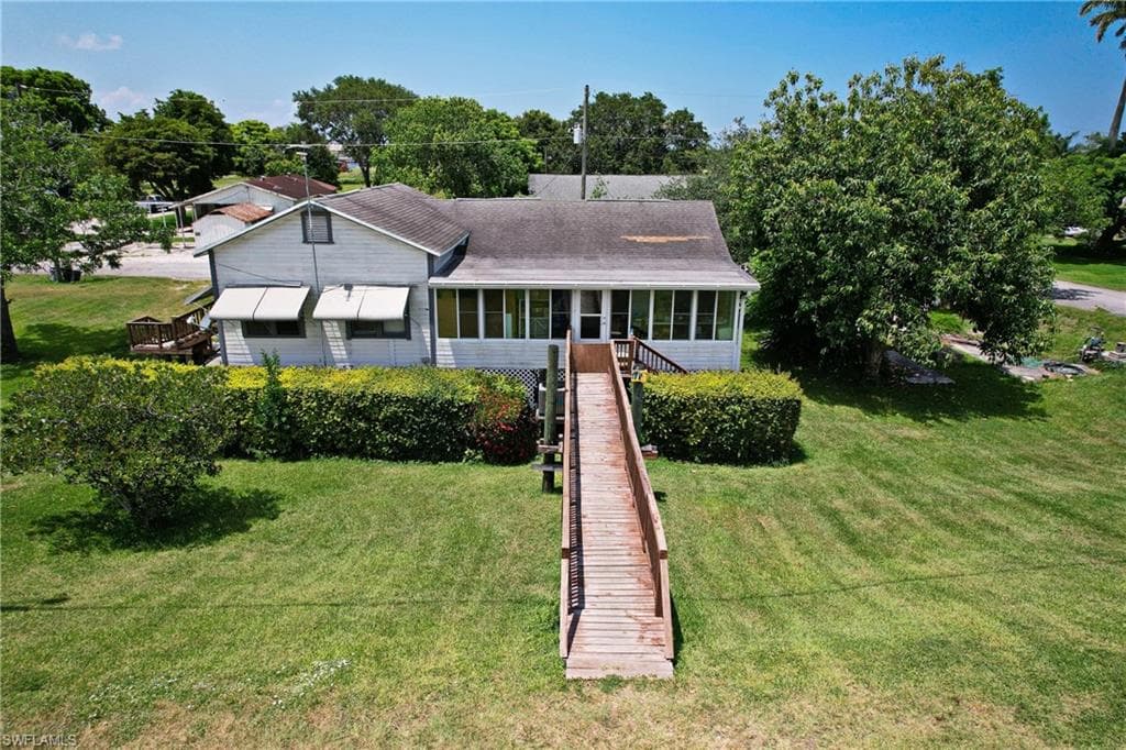 7 Corkscrew W CLEWISTON, FL 33440