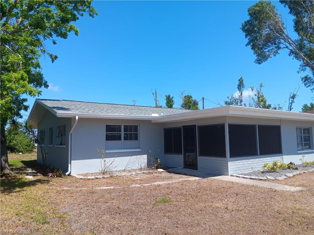 329 Tudor DR R-L CAPE CORAL, FL 33904