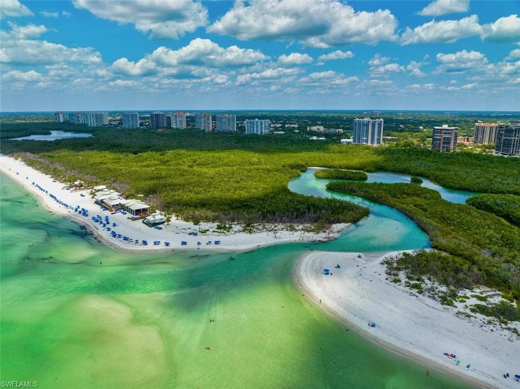 6001 Pelican Bay BLVD 702 NAPLES, FL 34108
