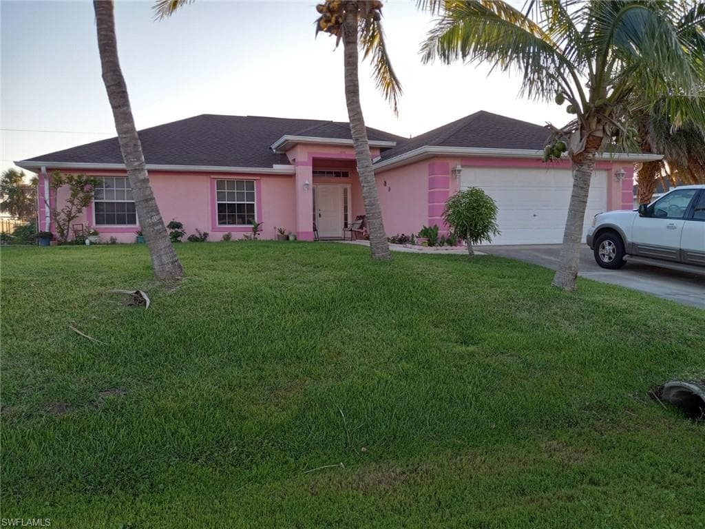 302 NW 1st PL CAPE CORAL, FL 33993