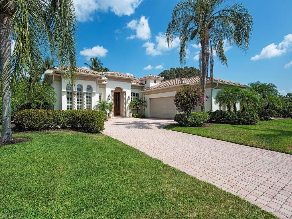 1701 VENEZIA WAY NAPLES, FL 34105