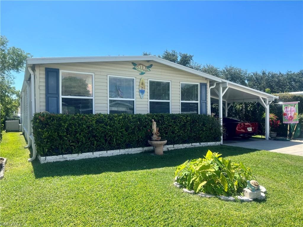 871 Cape Haze LN NAPLES, FL 34104