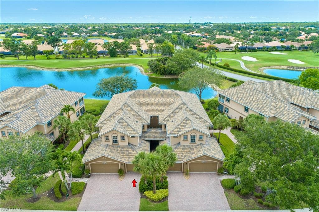 6809 Ascot DR 201 NAPLES, FL 34113