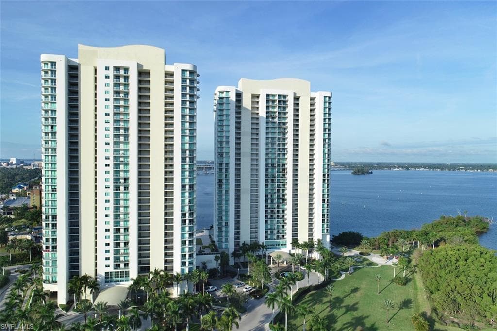 3000 Oasis Grand BLVD 2602 FORT MYERS, FL 33916