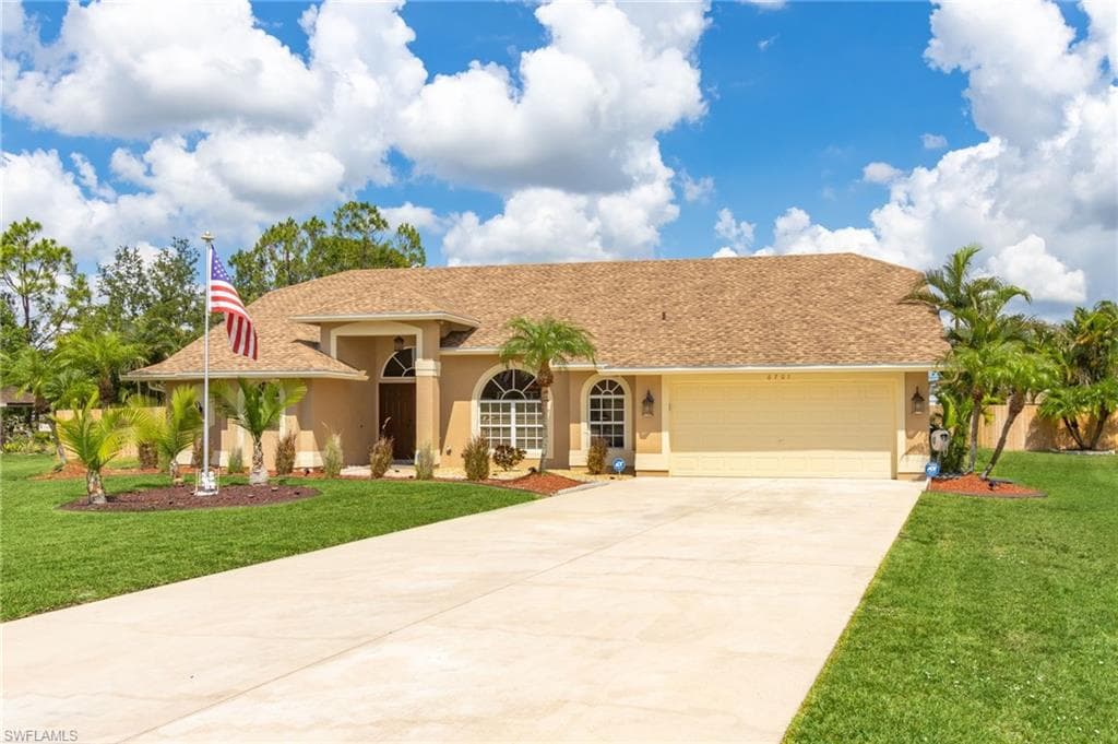 6701 Eagle Tree CT NORTH FORT MYERS, FL 33917