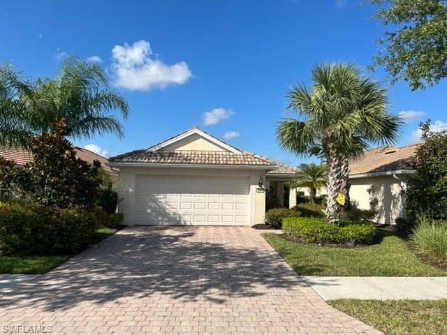 8709 Querce CT NAPLES, FL 34114