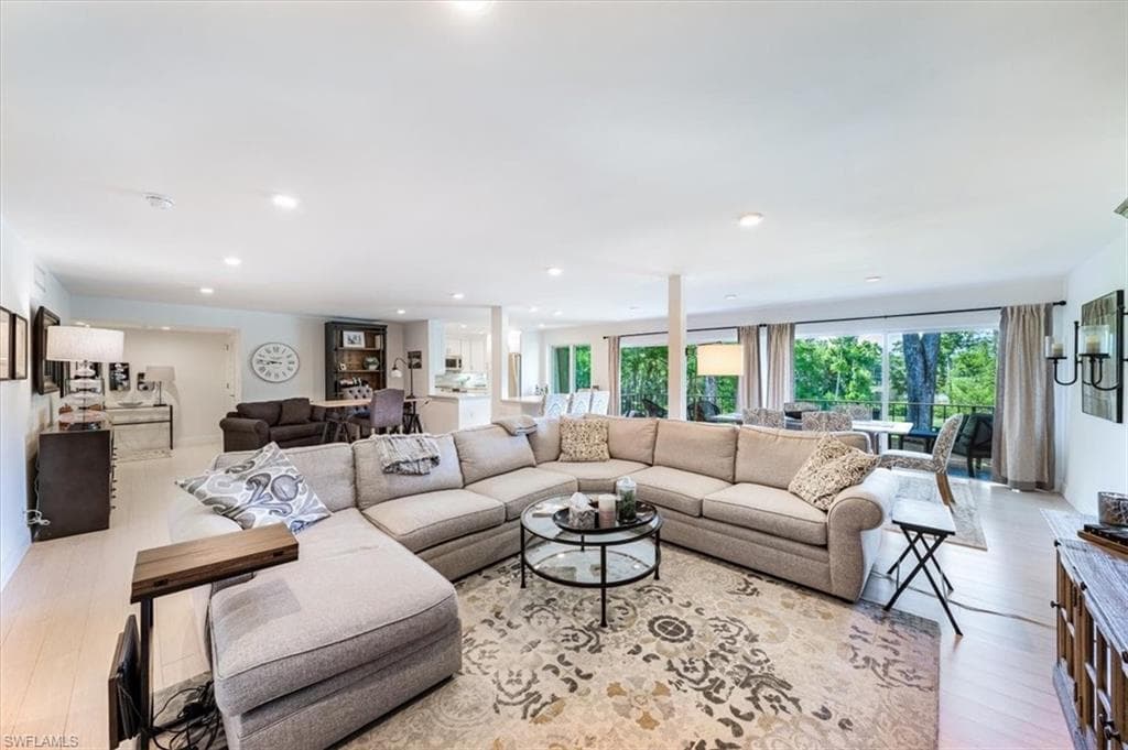 102 Wilderness WAY 343 NAPLES, FL 34105