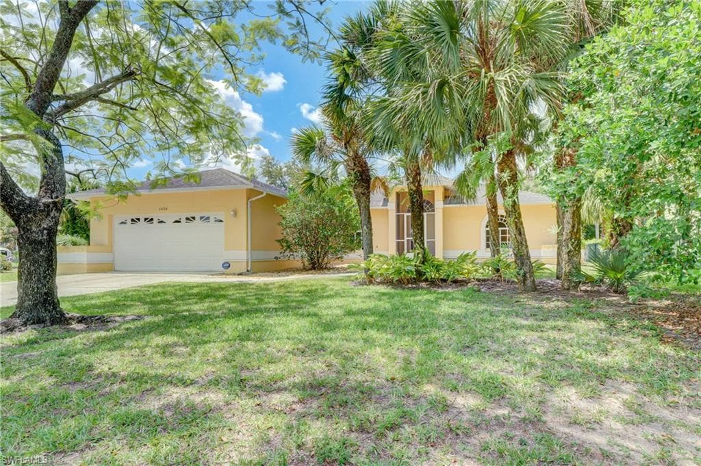 1454 Scenic ST LEHIGH ACRES, FL 33936