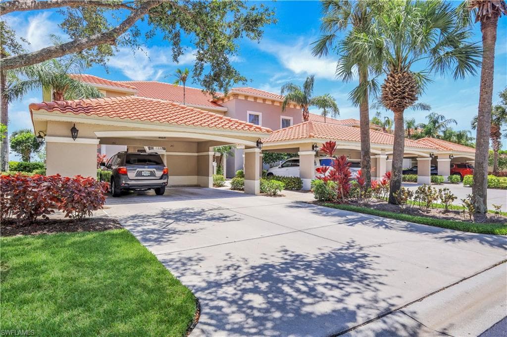 28430 Altessa WAY 201 BONITA SPRINGS, FL 34135