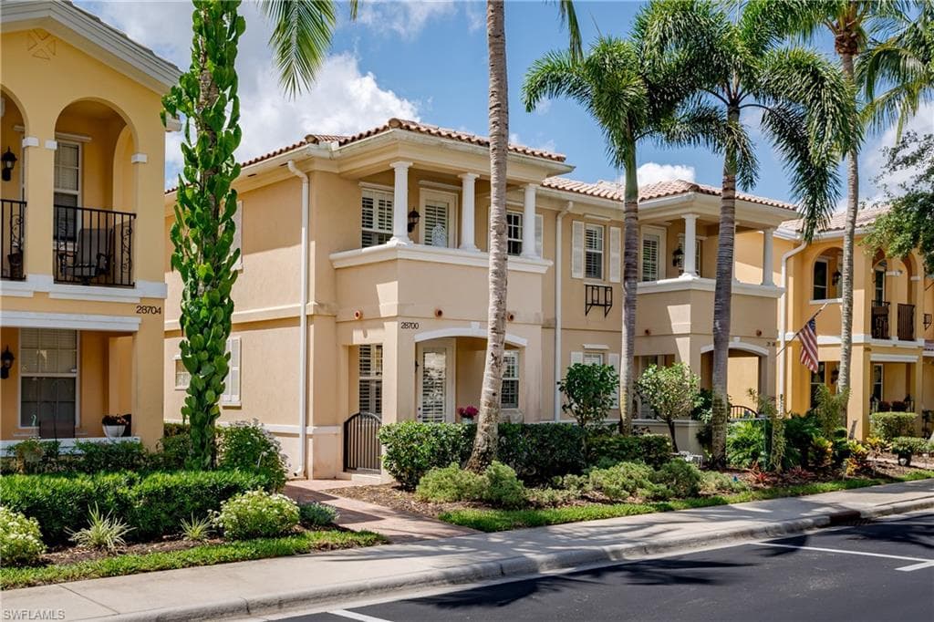 28700 Alessandria CIR BONITA SPRINGS, FL 34135