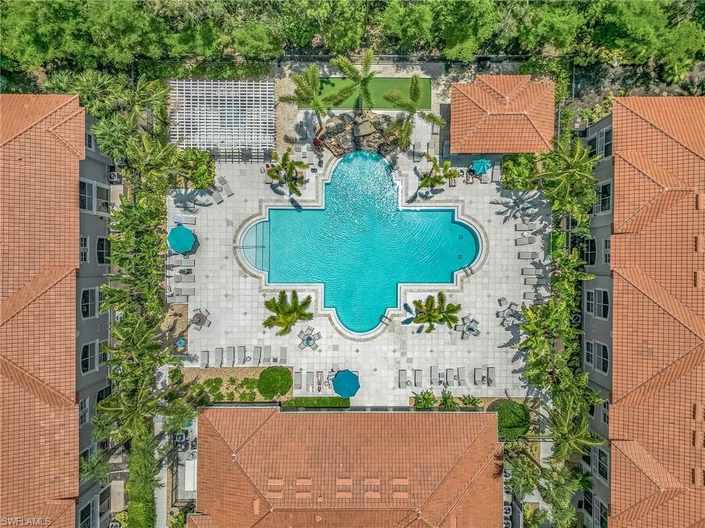 23550 Alamanda DR 202 ESTERO, FL 34135