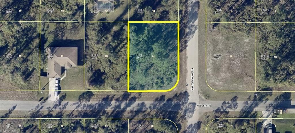 1059 Bells ST E LEHIGH ACRES, FL 33974