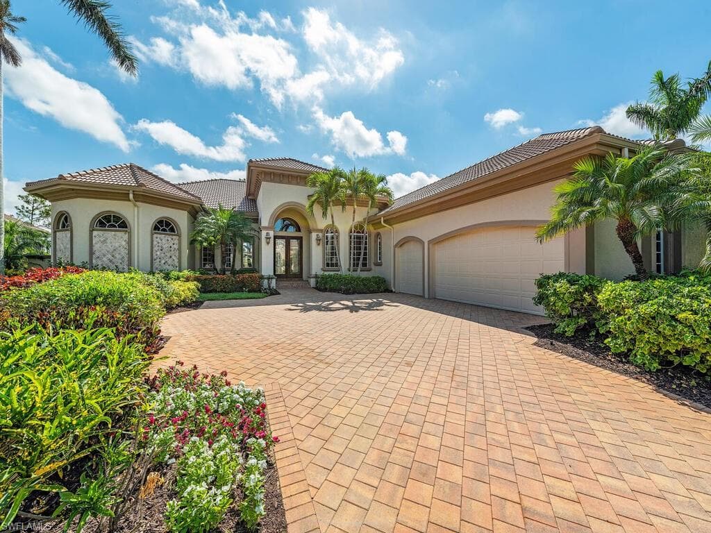 6735 Mossy Glen DR FORT MYERS, FL 33908