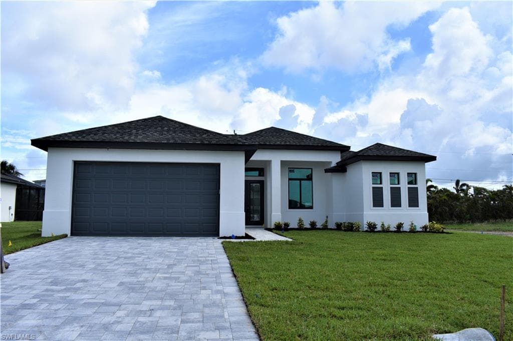1811 SW 38th LN CAPE CORAL, FL 33914