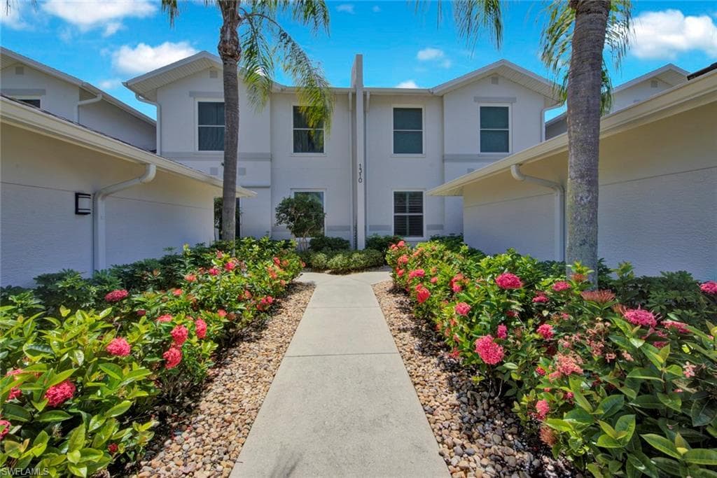 1310 Charleston Square DR 1-202 NAPLES, FL 34110