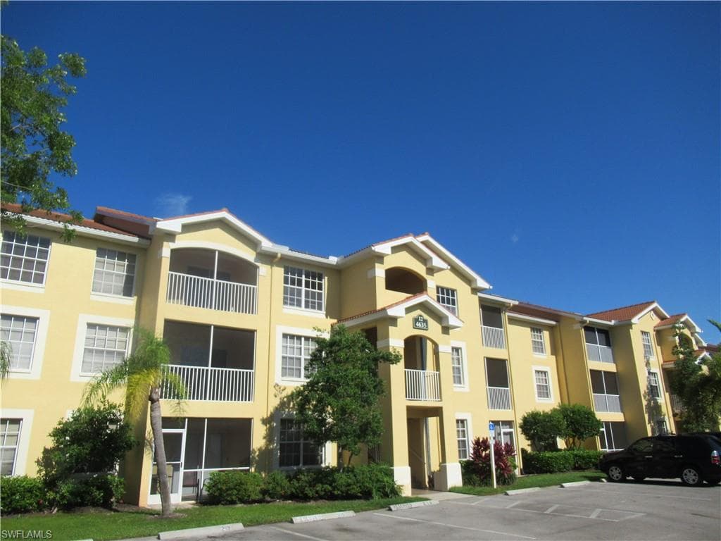 4635 Saint Croix LN 1234 NAPLES, FL 34109