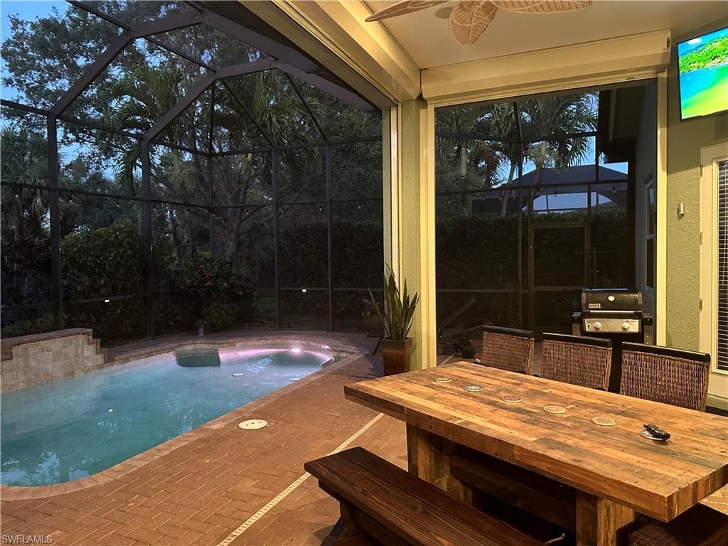 491 Saddlebrook LN NAPLES, FL 34110