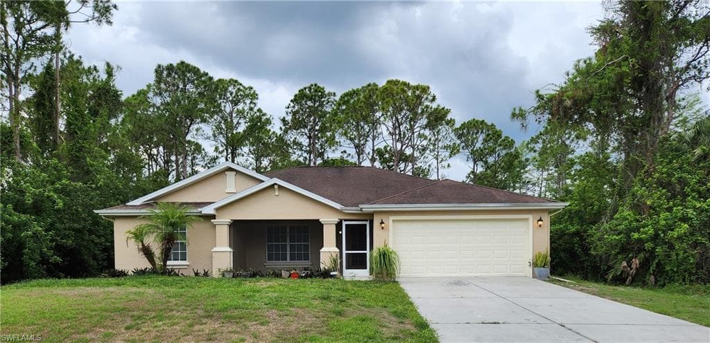 3305 34th ST W LEHIGH ACRES, FL 33971