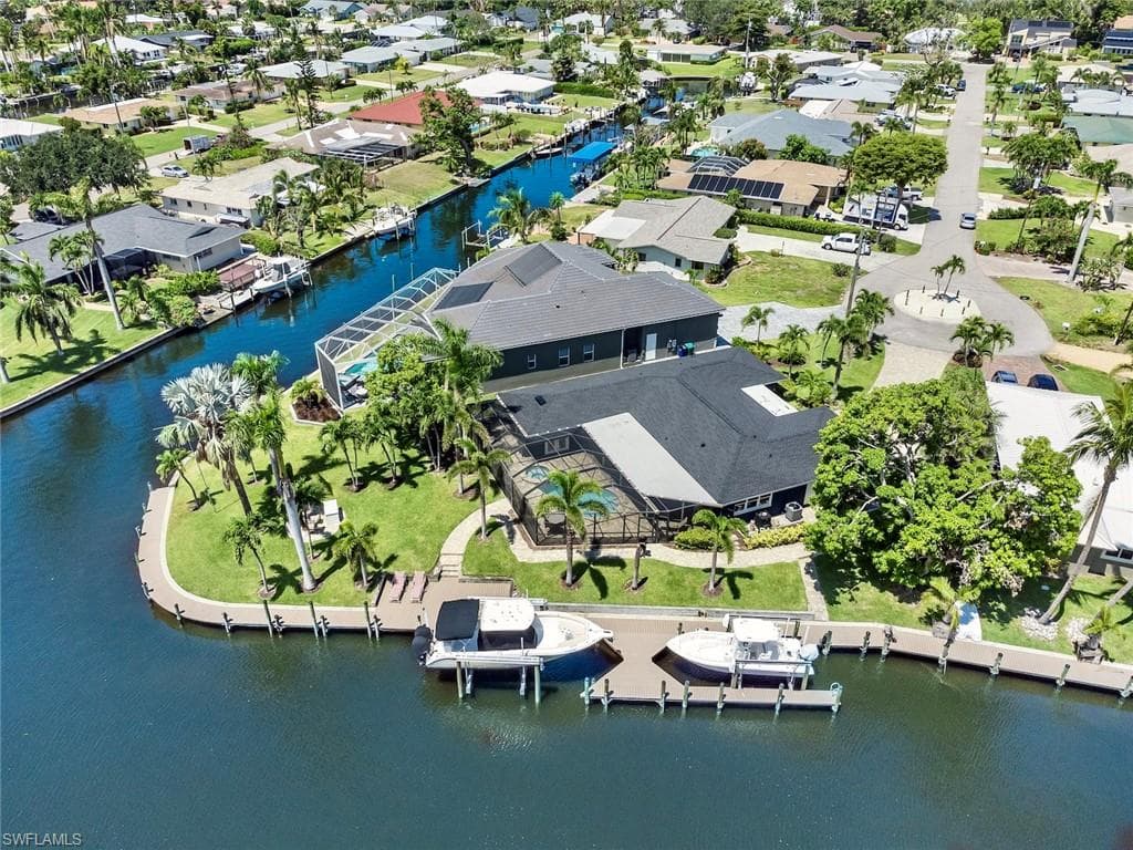424 Parkway CT FORT MYERS, FL 33919