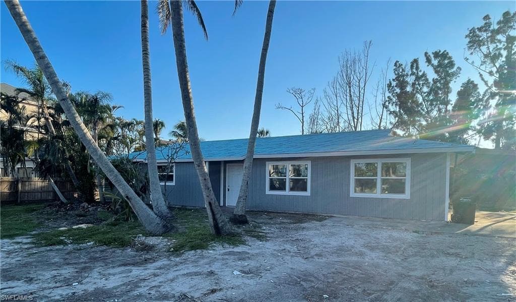 16680 Wisteria DR FORT MYERS, FL 33908
