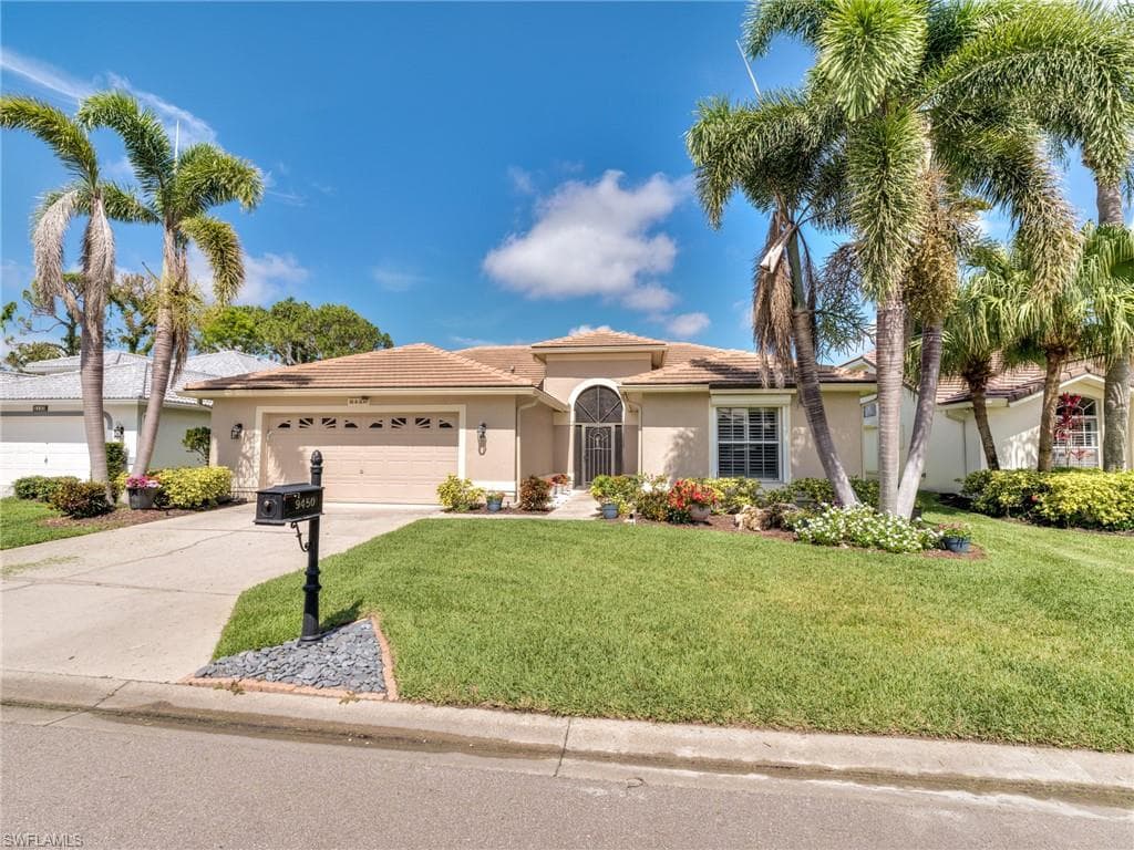 9450 Old Hickory CIR FORT MYERS, FL 33912