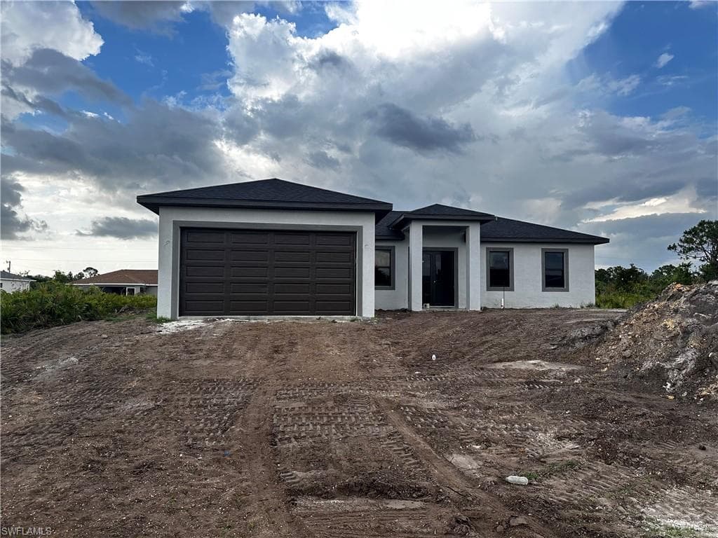 2508 27th ST W LEHIGH ACRES, FL 33971