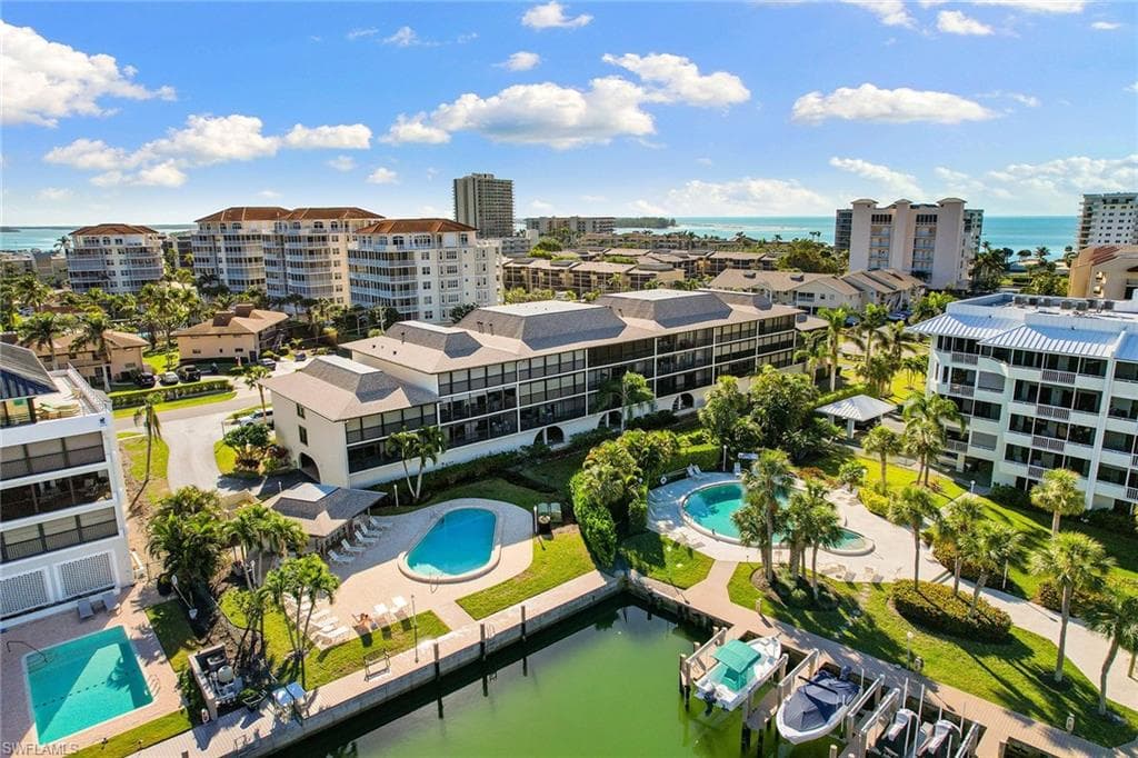 1051 Swallow AVE 104 MARCO ISLAND, FL 34145