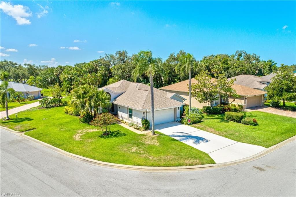 20771 Persimmon PL ESTERO, FL 33928