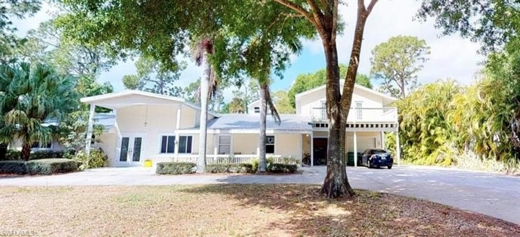 597 Lakeland AVE NAPLES, FL 34110