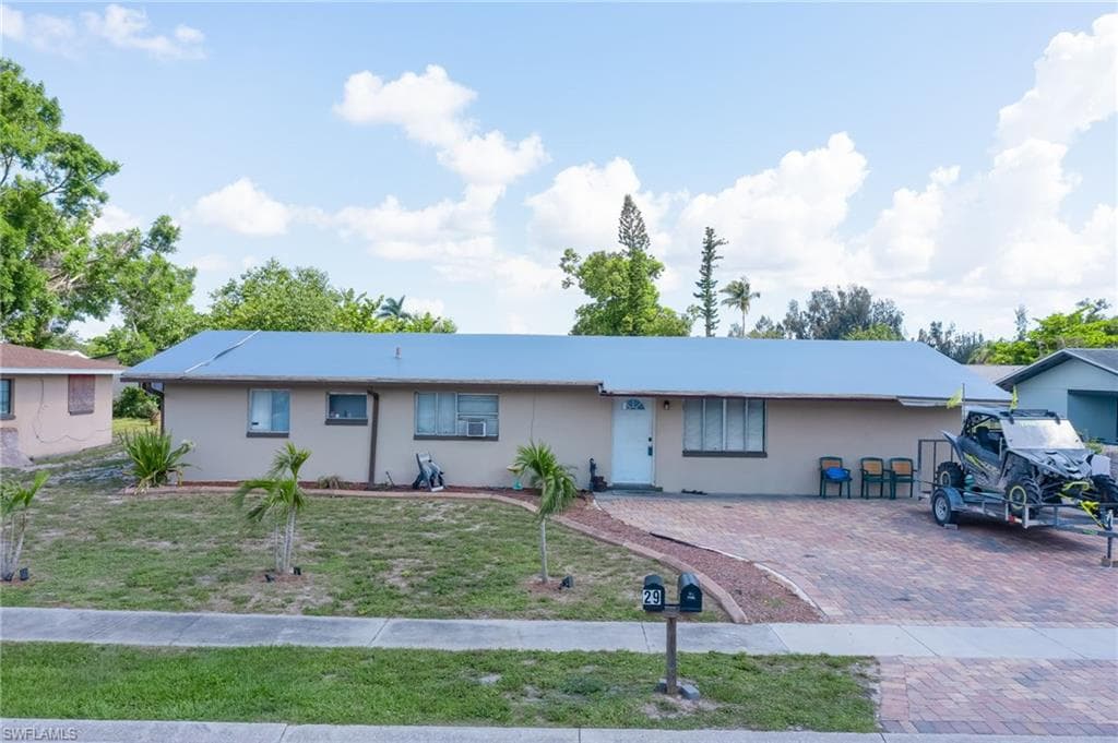 30 Skipton CIR FORT MYERS, FL 33905
