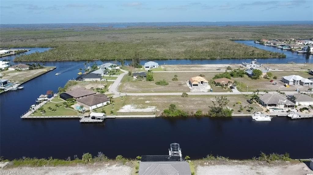 1426 NW 41st PL CAPE CORAL, FL 33993