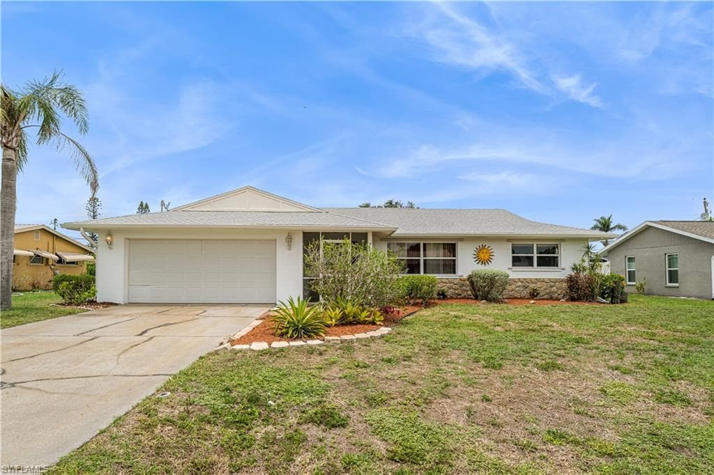 1317 SE 27th ST CAPE CORAL, FL 33904