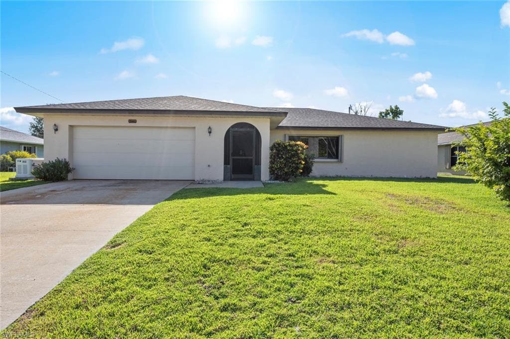 2107 SE 8th PL CAPE CORAL, FL 33990
