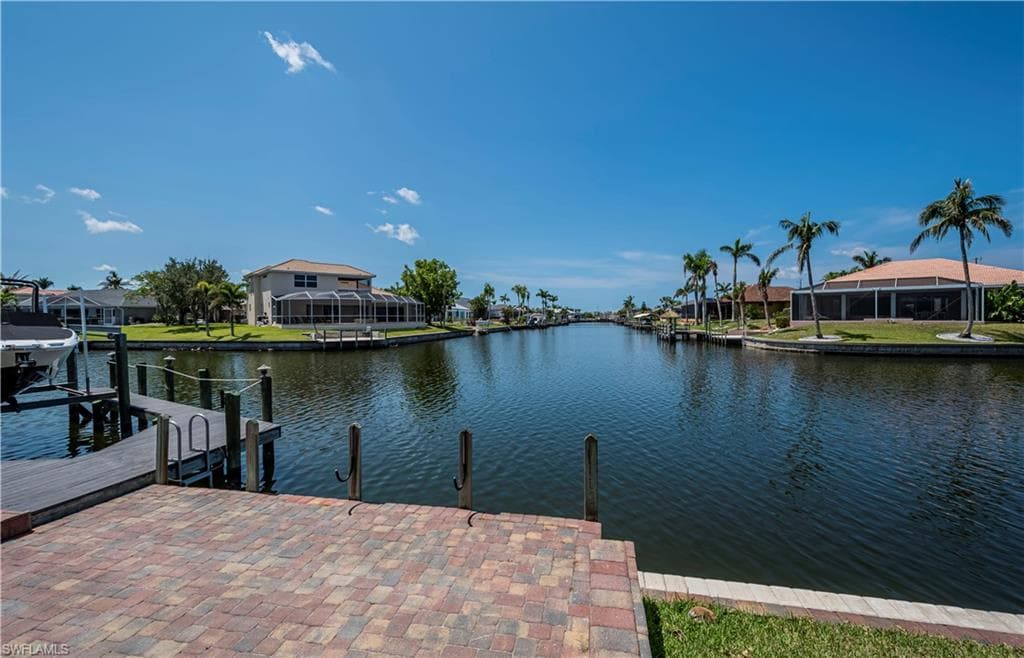 2822 SW 40th ST CAPE CORAL, FL 33914