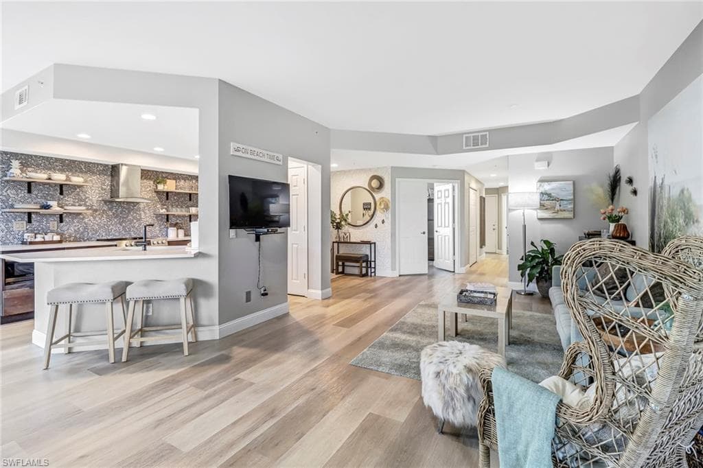 7780 Gardner DR 103 NAPLES, FL 34109