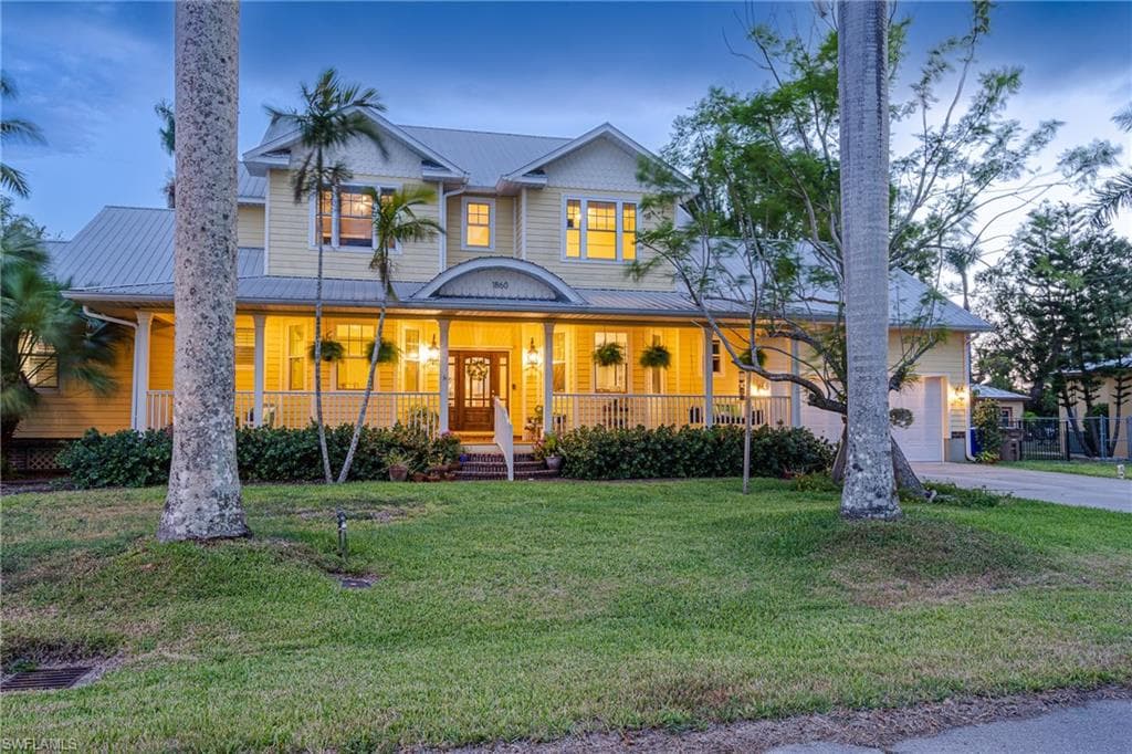 1860 Ardmore RD FORT MYERS, FL 33901