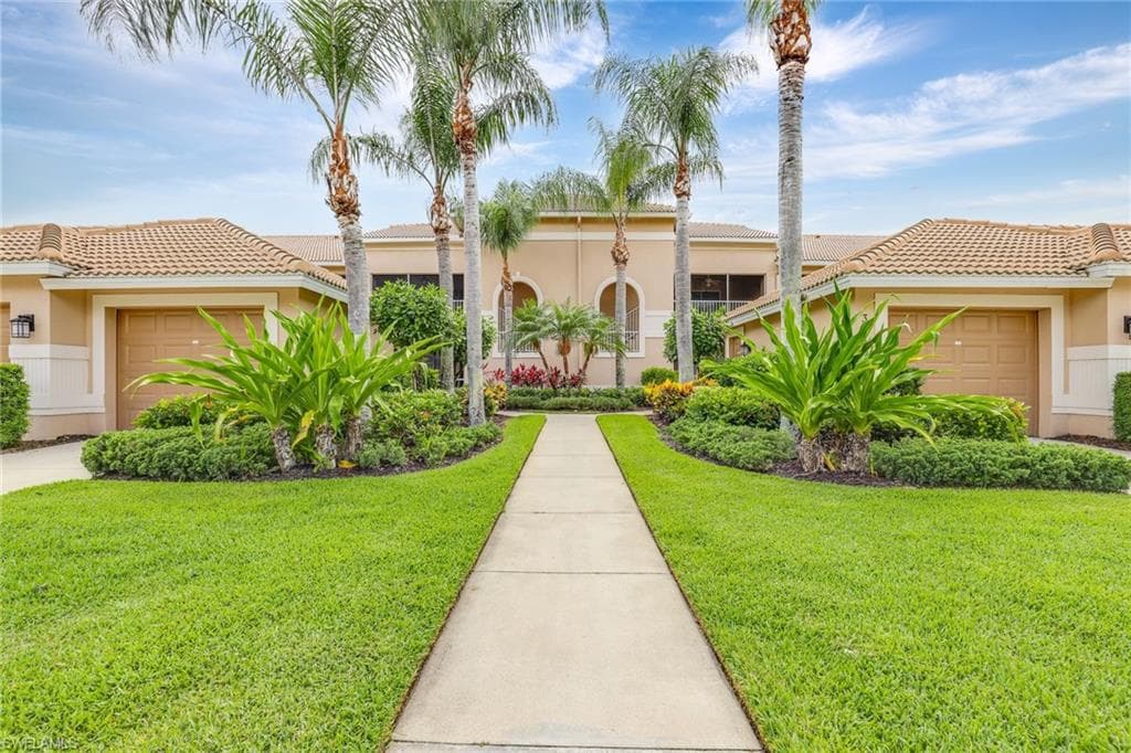 3685 Buttonwood WAY 1521 NAPLES, FL 34112