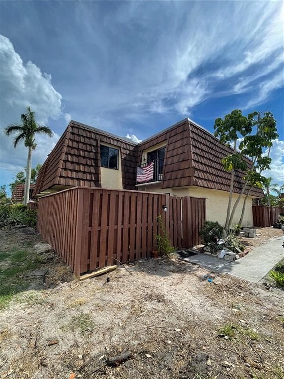 5254 Cedarbend DR 2 FORT MYERS, FL 33919