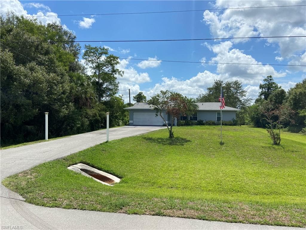 670 18th ST NE NAPLES, FL 34120