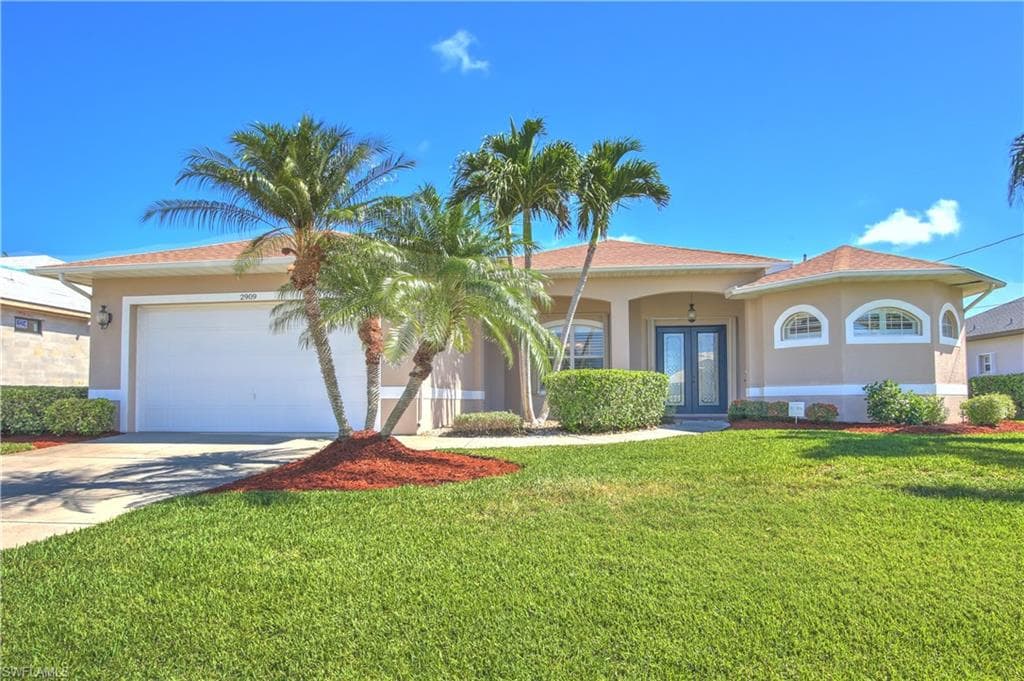 2909 SW 38th ST CAPE CORAL, FL 33914