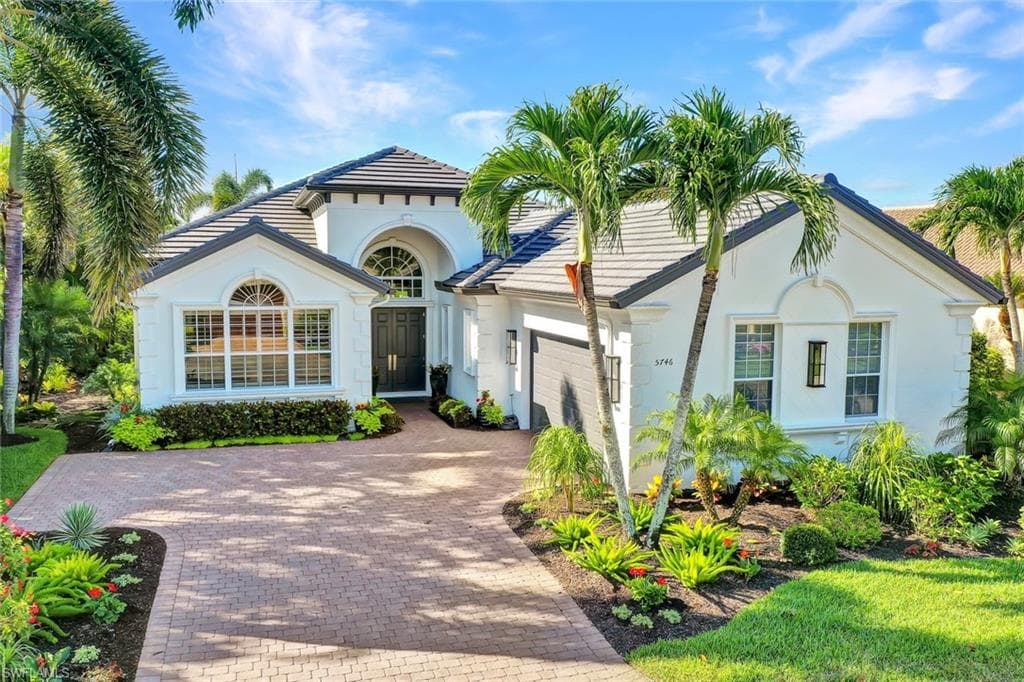 5746 Hammock Isles DR NAPLES, FL 34119