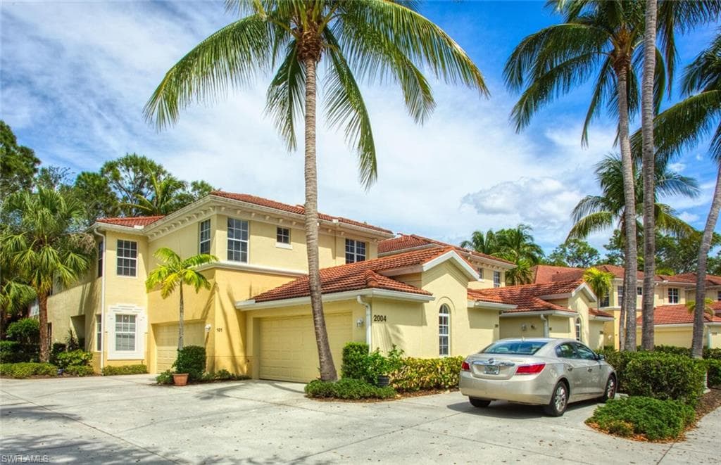 2004 Tarpon Bay DR N 201 NAPLES, FL 34119