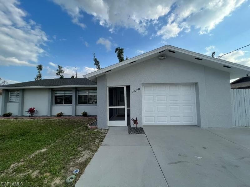7578 Laurel Valley RD FORT MYERS, FL 33967