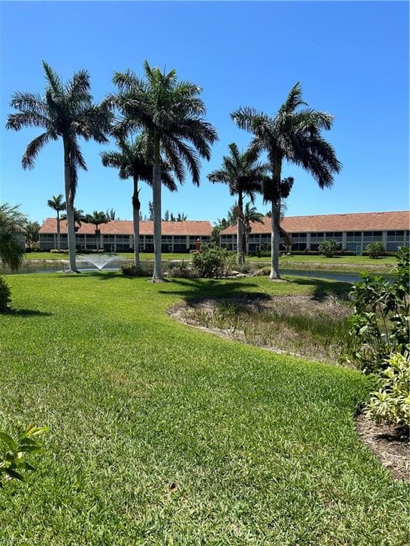 2381 Hidden Lake CT 9 NAPLES, FL 34112